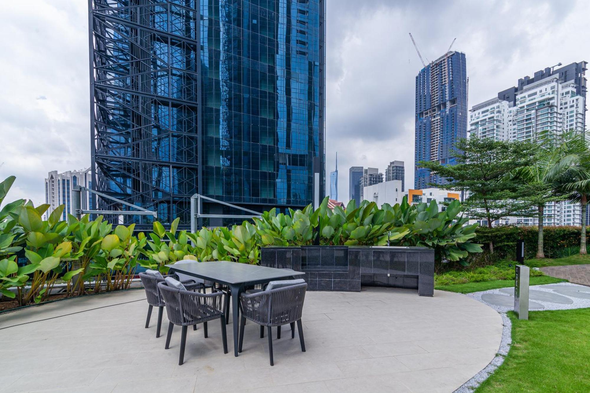 Eaton Residences Klcc By Plush クアラルンプール エクステリア 写真